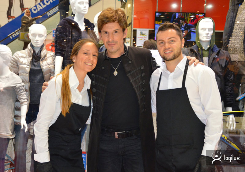 Logilux : Agenzia hostess, promoter, modelle, Steward a Roma e Milano. Servizio Hostess congressuali, promozioni, eventi e fiere